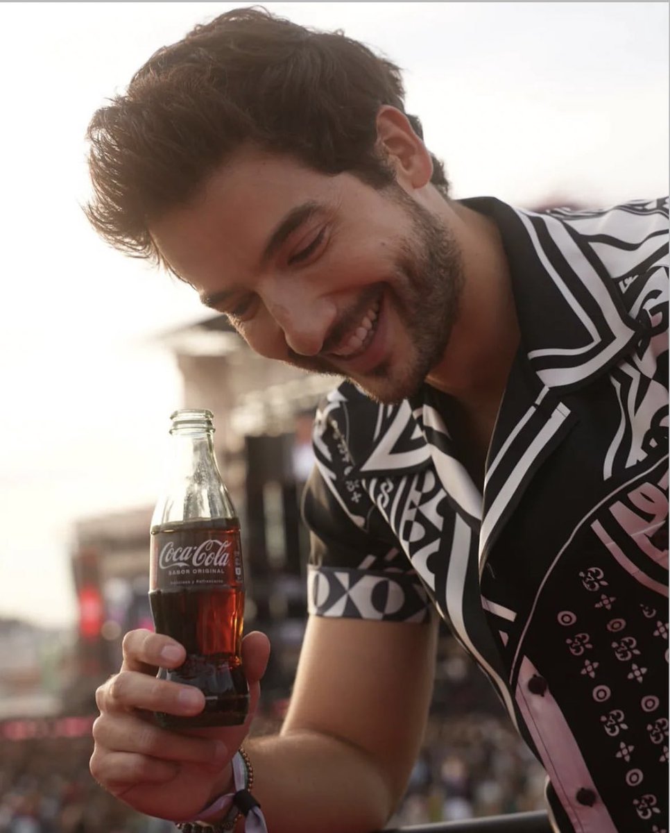 benitoxct's tweet photo. Feliz cumpleaños chiquito.🤍✨

A pesar de que no esté muy activa siempre serás muy especial para mi,te conocí y la conexión que tuve contigo fue Inexplicable e inigualable te amo demasiado.💘

#CARLOSBIRTHDAY https://t.co/fTkFhlVmfZ
