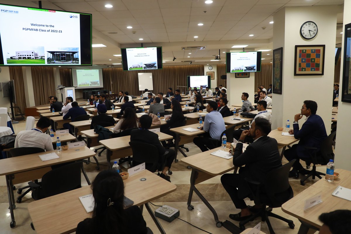 ISBedu's tweet photo. The students underwent a day-long orientation that involved interactions with peers and alumni and a session on the ISB Honour Code by Professor Hariom Manchiraju.

To know more about our PGP MFAB, visit: https://t.co/D4SAPDWdXs

#ISB #Lifeatisb #ISBpgpmfab https://t.co/w4syLrvz1F