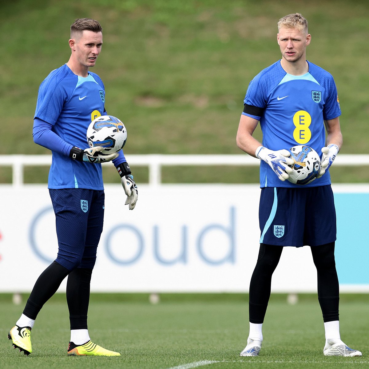 England's tweet photo. Welcome back to #ThreeLions camp, @deanhenderson! 👊 https://t.co/Ge6eAEzs53
