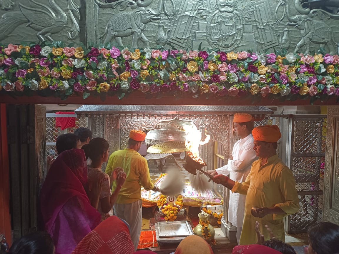 RajendraGudha's tweet photo. आज रामदेवरा रुणिचा धाम जैसलमेर में दर्शन किए https://t.co/P4Tilf6Q2J