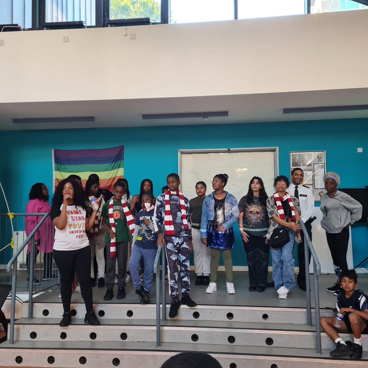 famestaryouth's tweet photo. More pictures, #intergenfest. Thanks Youth Engagement Team @MPSHackney @StreetBoxLDN @carowoodley @EttiSade @dezairedale @SarahWoodberryD @CarolineSelman & other @hackneycouncil officers that attended. Thanks to all that brought such happiness to our #community. https://t.co/rX6UvtQr12
