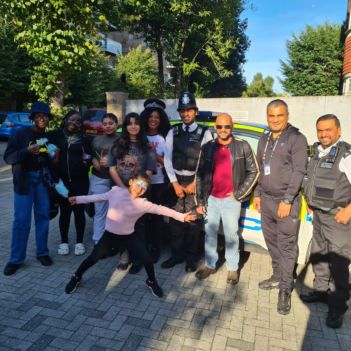 famestaryouth's tweet photo. More pictures, #intergenfest. Thanks Youth Engagement Team @MPSHackney @StreetBoxLDN @carowoodley @EttiSade @dezairedale @SarahWoodberryD @CarolineSelman & other @hackneycouncil officers that attended. Thanks to all that brought such happiness to our #community. https://t.co/rX6UvtQr12