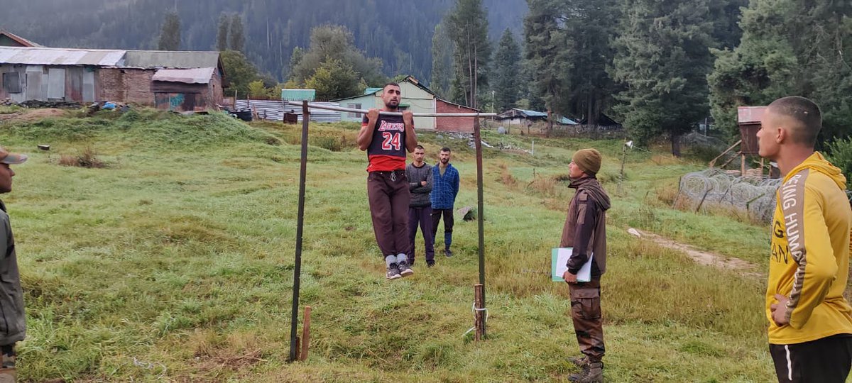 JokhimLepcha's tweet photo. #AgniveerRecruitmentInKashmir
#AgniveerInKupwara
#AgniveerInPanchgam
#AgniveerPattan
#LetschangeKupwara
#MakeKashmirStronger
#Kashmirwantschange https://t.co/5RSbkFAiPv