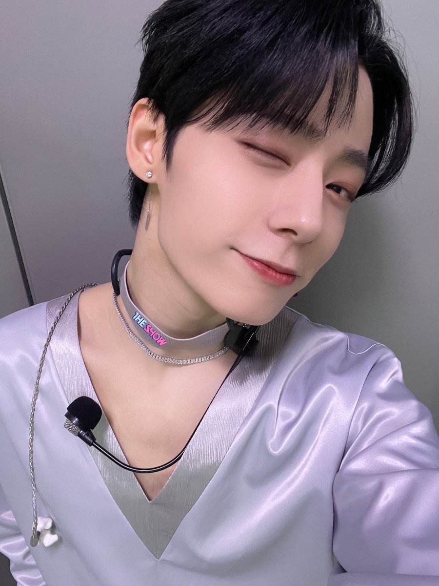 atiny_mi's tweet photo. 帰って来て今見たよ~
ONEUS4冠ほんとにほんとにおめでとう😭😭😭😭😭
5thwinカジャー🫶🫶
SameScentほんとに大好き♥
#SameScent4thWin
#ONEUS
#oneus4thwin
#Same_Scent
#ノス
#ファヌン
#うんちゃん
#大人TOMOON https://t.co/OBak3ZK17E