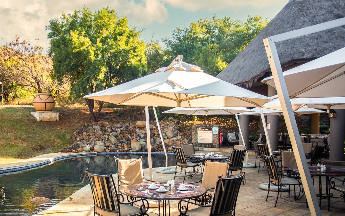 Delight in an uninterrupted meal with your companions as you join together for an irresistible meal in a peaceful and pristine environment.