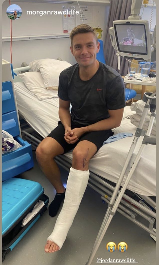 Hurst Green FC ⚫️⚪️🦅 tweet media