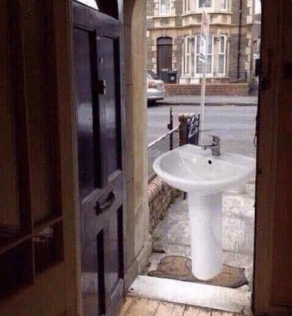 aromaticweed's tweet photo. @hyundumplie well, let that sink in. https://t.co/D6FHLPTa4q