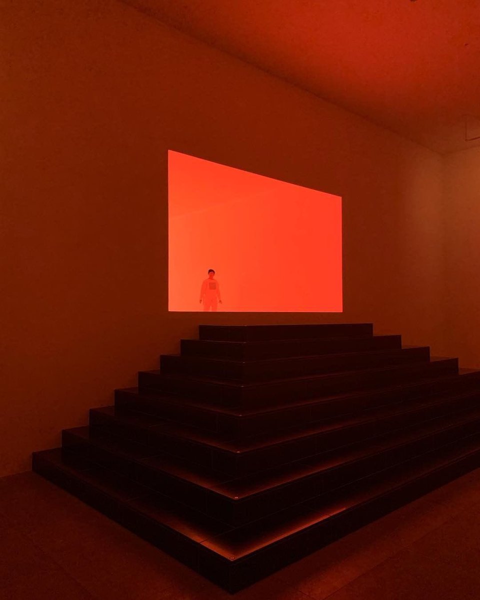 angelofuture's tweet photo. you can't find a single image from inside the james turrell room on naoshima island — there are still some spaces you can't just feel present in within 30 seconds... that's a truly sacred space https://t.co/FoJsW1KL7s
