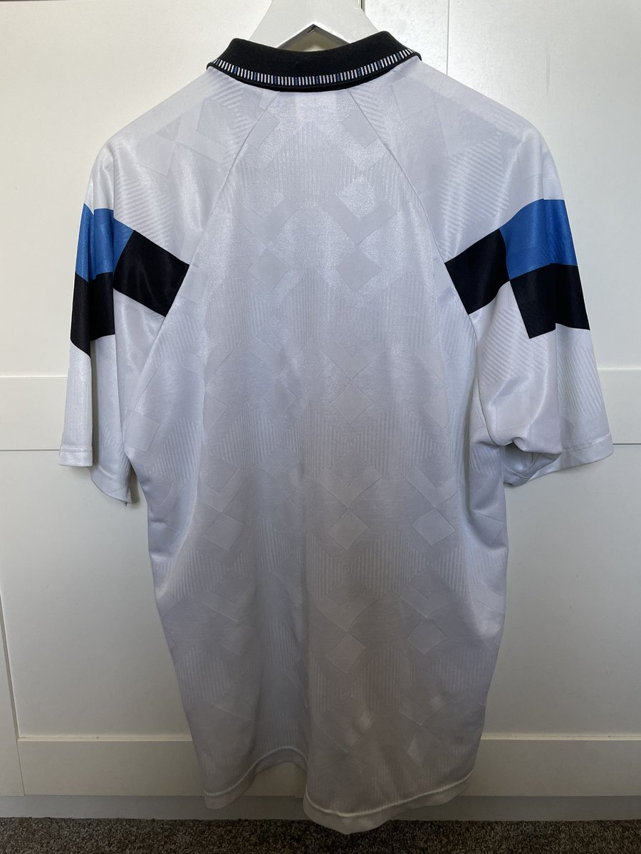 PHigson's tweet photo. Shifting a few football shirts on. Thought I’d put this on here first before eBay. If anyone is interested £140 + £5 postage. Fair price as there’s a few going for more on eBay and this is in great condition. #avfc #utv #footballshirt https://t.co/tuhJ1sj888