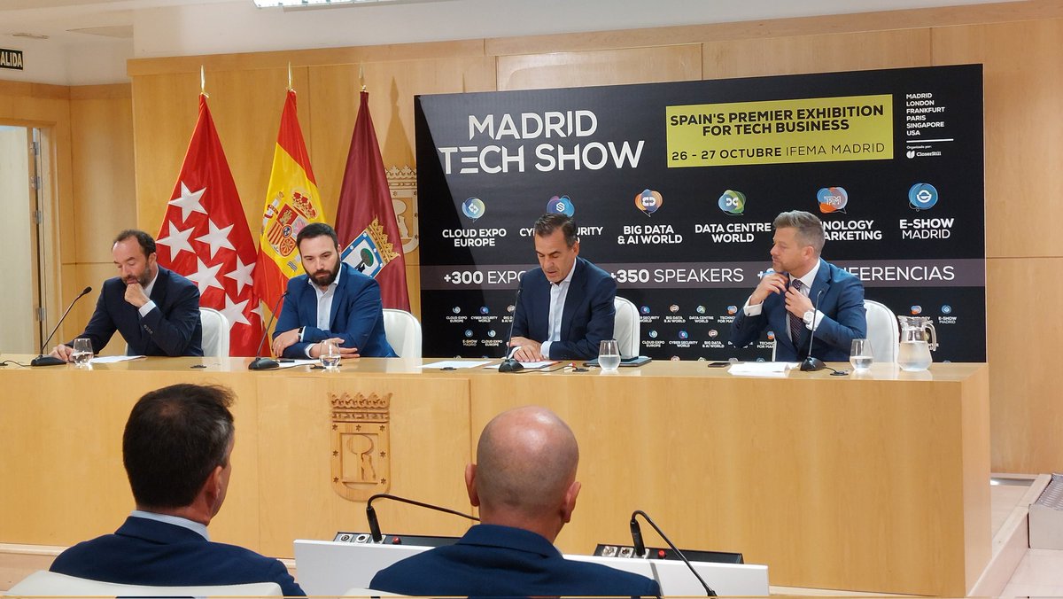 sdggroupspain's tweet image. Hoy asistimos a la presentación de #BDAIWMadrid / @MadridTechShow en el Ayuntamiento de @MADRID:
👉 +300 expositores
👉 +300 ponentes nacionales e internacionales 
👉 ~4.5 k C-level registrados

¡Nos vemos en el pabellón 7 de @IFEMA el 26 y 27/10!