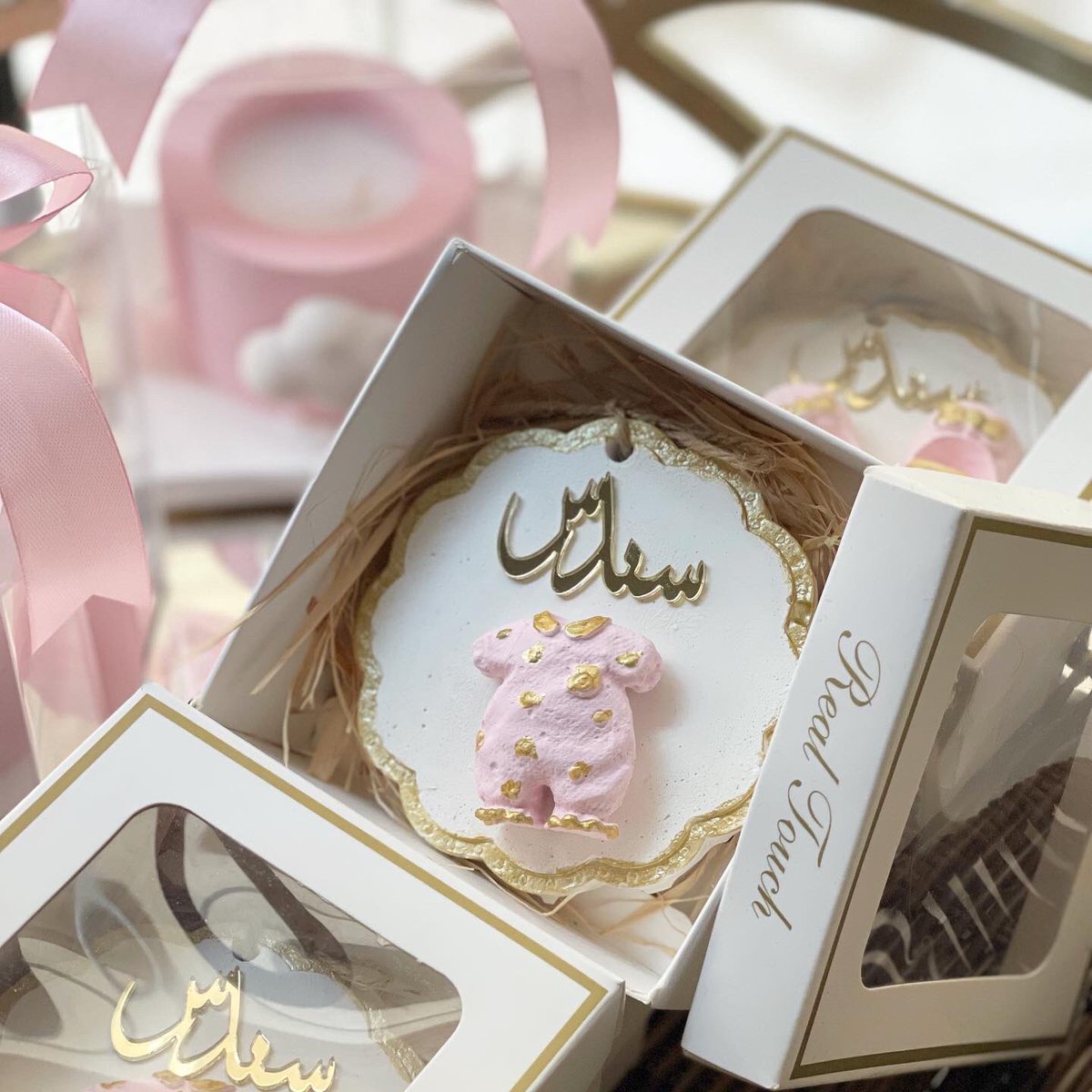 Real__Touch's tweet photo. توزيعات حجر معطر لجميع مناسباتكم السعيده..
تميزي بتذكار يبقى في ذاكرة ضيوفك الى الابد..👌🏻
زواج..او خطوبه👰🏻
تخرج..👩🏻‍🎓
مواليد..🤱🏻
تأتيكم بروائح مختلفه..باودر..كاميليا..
تستخدم للتعطير بين ملابسكم واغراضكم ..🎀
ويستخدم ايضا كتحفه فنيه❣
للطلب واتس اب 0563663532 https://t.co/RuY5Of4dnL