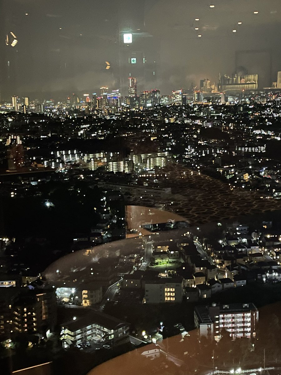 koutag22's tweet photo. 夜景ナウ！ https://t.co/3PEm5uekZZ