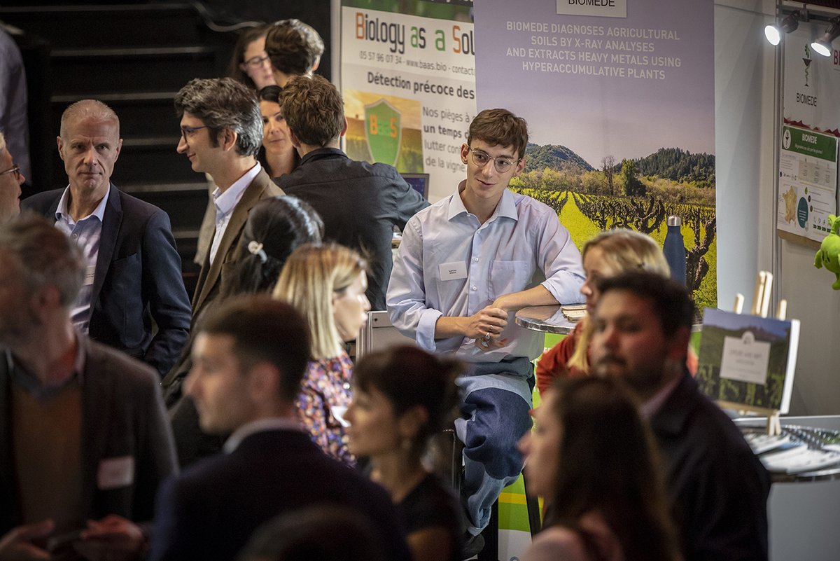 UNITEC_Bdx's tweet photo. Retour sur #signaux22 X Start-Up Day 💥
Vous étiez nombreux hier à participer à cet événement #tech et nous vous en remercions ! 🤩
Plus de 600 rendez-vous, organisés ou non, ont eu lieu lors du Start-Up Day, avec plus de 750 participants🚀
👉https://t.co/O4fr0HL2j5 https://t.co/hSYy9MQ9Lf