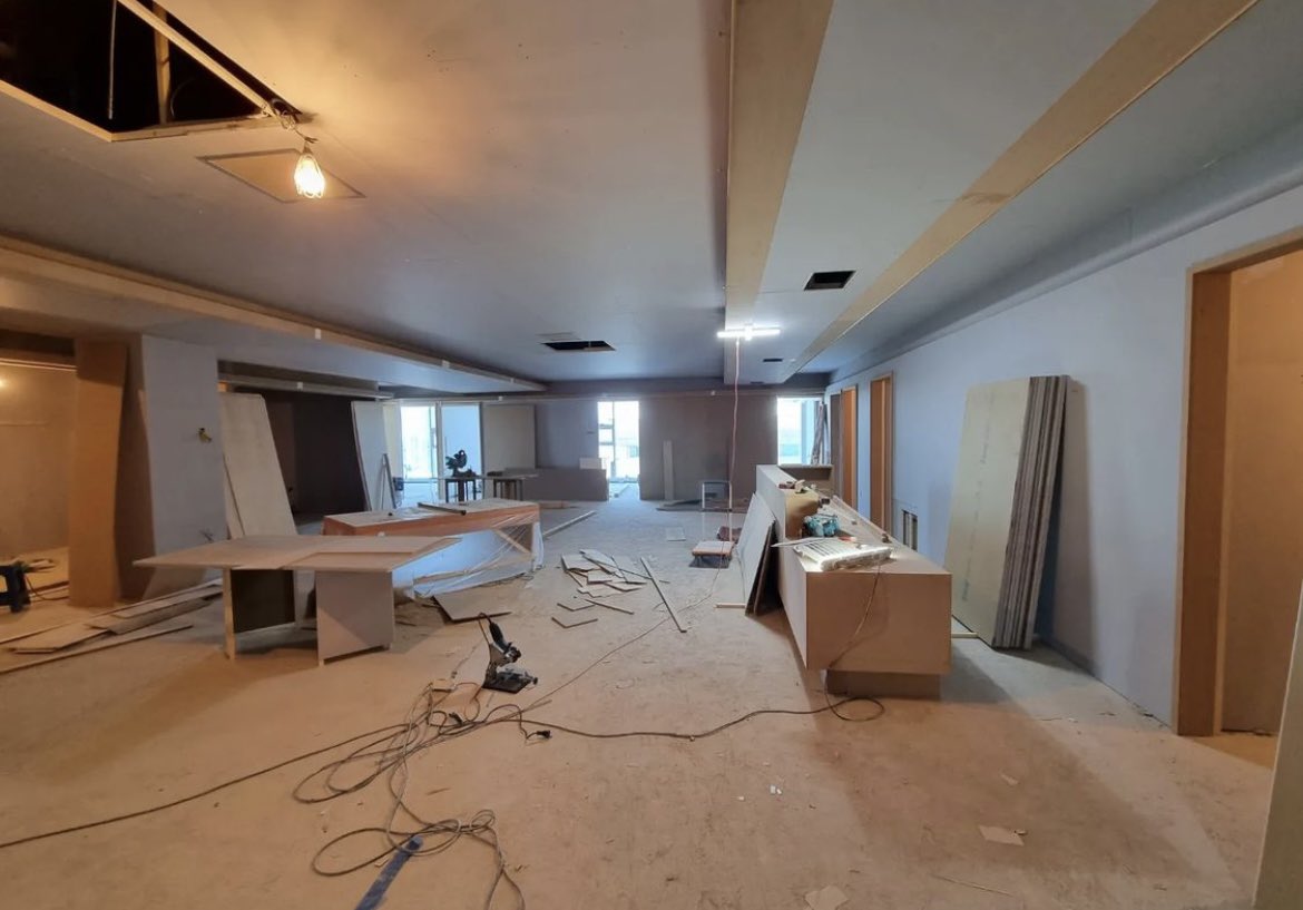Cpkj1K's tweet photo. 新しい投資先に訪問してきました。
着々と進んでいて完成が楽しみです。

FXの利益はすべて不動産や
株に回すのが一番。

どのジャンルだろうが根本は同じなので、

『株はやってるけどFXはできるのかな…？』

なんて心配は要らないです。

ましてや僕のコピトレは放置するだけなので…。笑 https://t.co/GPFIIUxwTR