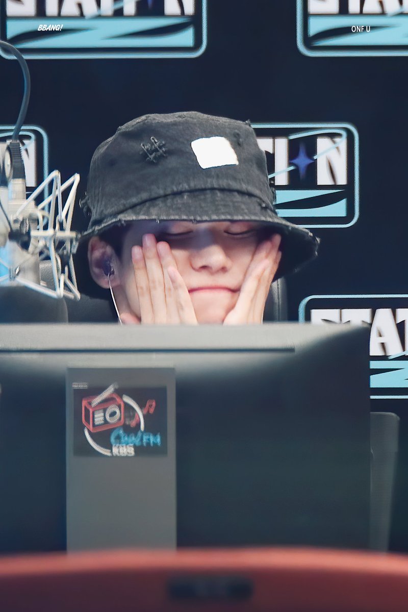 220919 스테이션 제트

기장님 말랑말랑...🫧

#ONF #U #유토