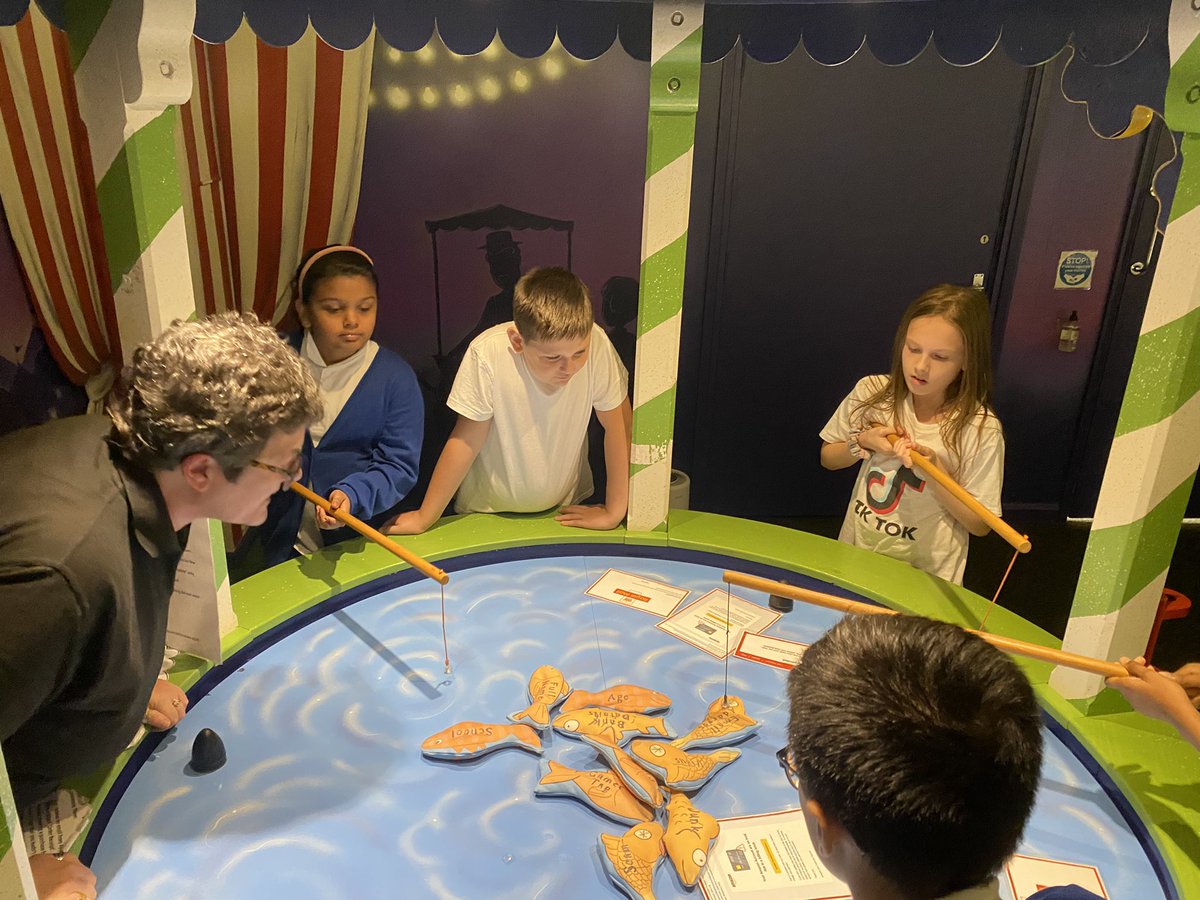 Fosse_TMET's tweet photo. Year 6 have loved their trip today to @Warning_Zone where they have learnt all about staying safe in the real world and online. We are so lucky to have this amazing facility here in Leicester #fmpshe #safety #fmcomputing #esafety #warningzone #lifelessons #engaging #challenge https://t.co/dL3WbZQU7k