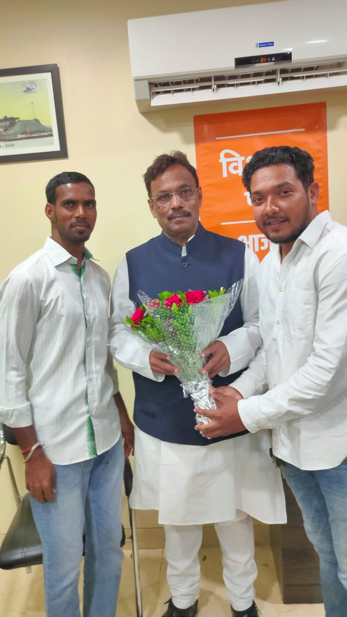 Sunil Dhariya tweet media