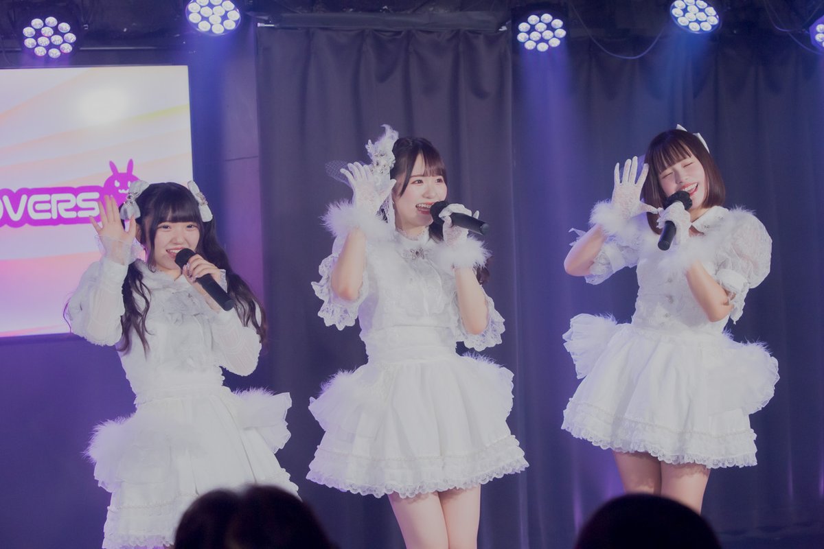 NMxnMehmLDKmXFK's tweet photo. #ニコラバ #SnowRabbit #CHERRYCHERRY https://t.co/lM2e8rbHEI