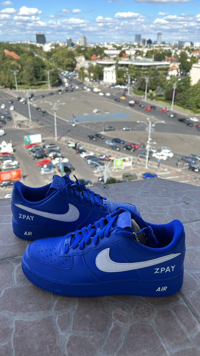 eduardoneci's tweet photo. 👟👟👟

I'm already known as being a sneakerhead ✅

Who wants these AF1 bad boys? 🔥

Like + RT the attached tweet + Tag 2 Friends to win the sneakers😎 https://t.co/XN827gJYrv