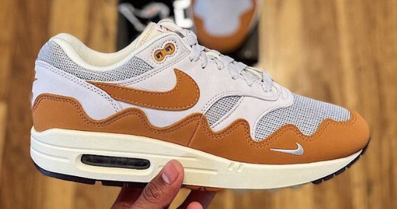 One_To_Cop's tweet image. 👉 Air Max 1 Patta Monarch 🍂

All Size 📏

#sneakers #resell #discord #marketplace #sneakersaddict #sneakershead #nikesneakersformen #sneakersforsale #pourtoi #fyou #foryou #tiktok #twitter #instagram