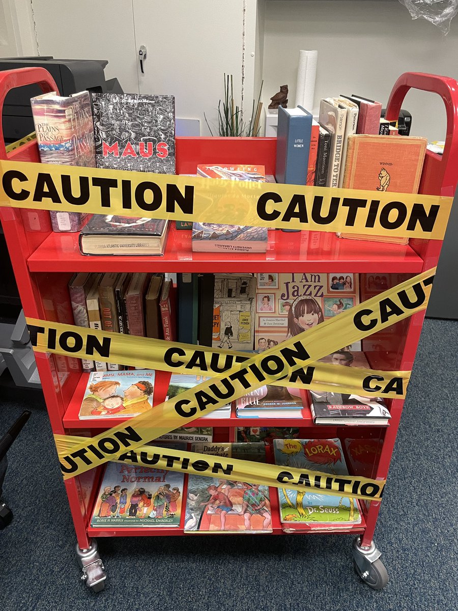 FAULibraries's tweet photo. Celebrate freedom of reading and open access to information with FAU Libraries!
Check out Banned Books Week displays in Wimberly and Jupiter libraries and look for the Wanted! posters with book characters. Snap a selfie with a poster &amp; tag us. 
#bannedbooksweek #faulibraries https://t.co/s7LDaRpGW4