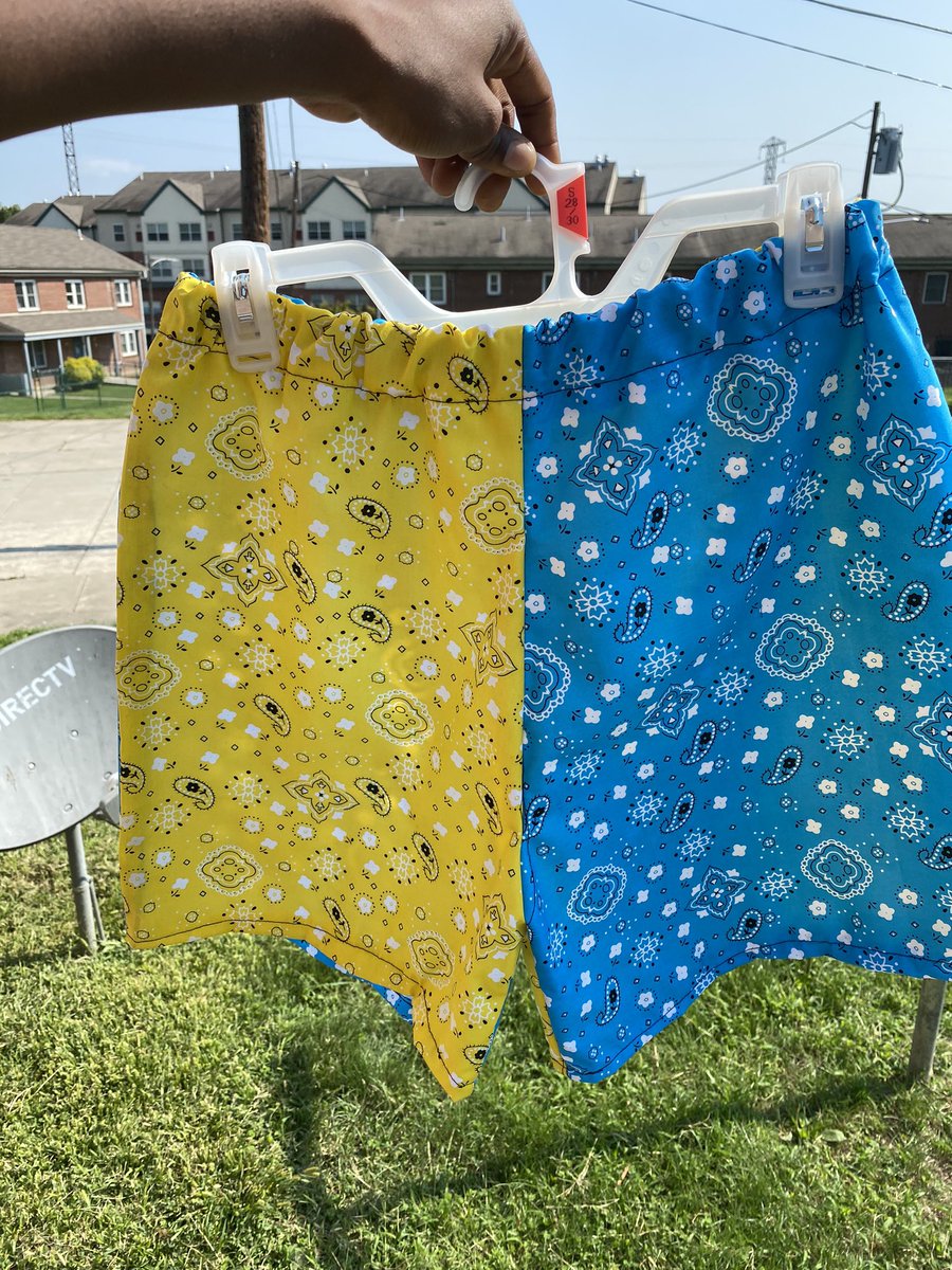 Nae_Buckz's tweet photo. - i am a fashion designer &amp; here are some of made hand made pieces i put together from SCRATCH ! #BuckzTheCEO #SFS #StruggleForSuccess #AD #AD3 #FashionWeek #fashiondesigner https://t.co/XzRqCCMpEv