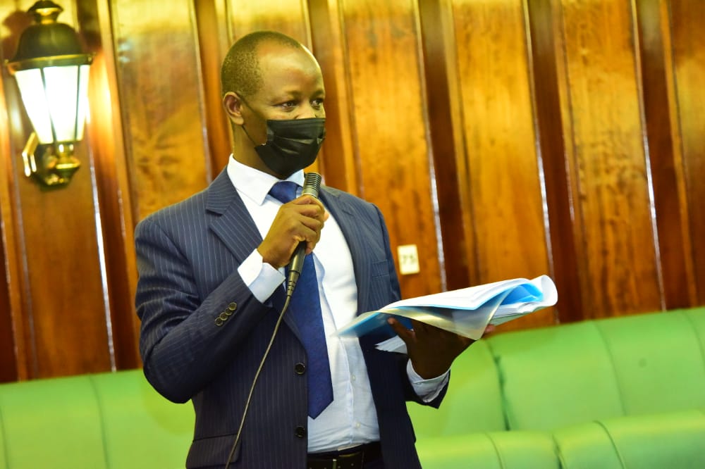 “I saw African presidents on a bus attending the Queen’s funeral, President Museveni was missing. He also missed his daughter’s giveaway. I want to know if he’s okay, given his advanced age. You know you people removed the age limit so we have to keep checking on him." #PlenaryUg