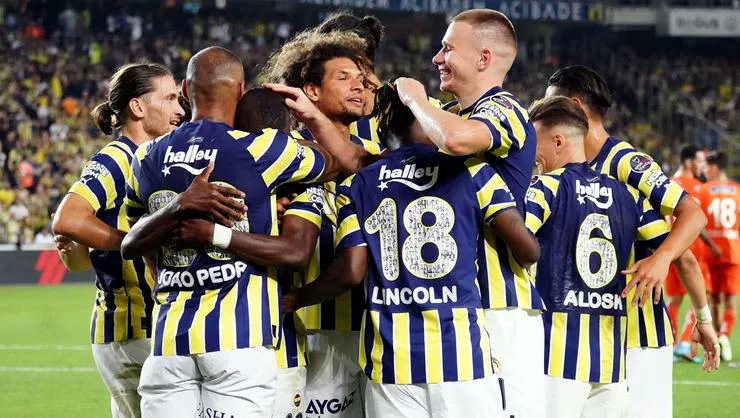 #Fenerbahçe, Avrupa Lig'in liderliğe koşuyor💯🎉🎈