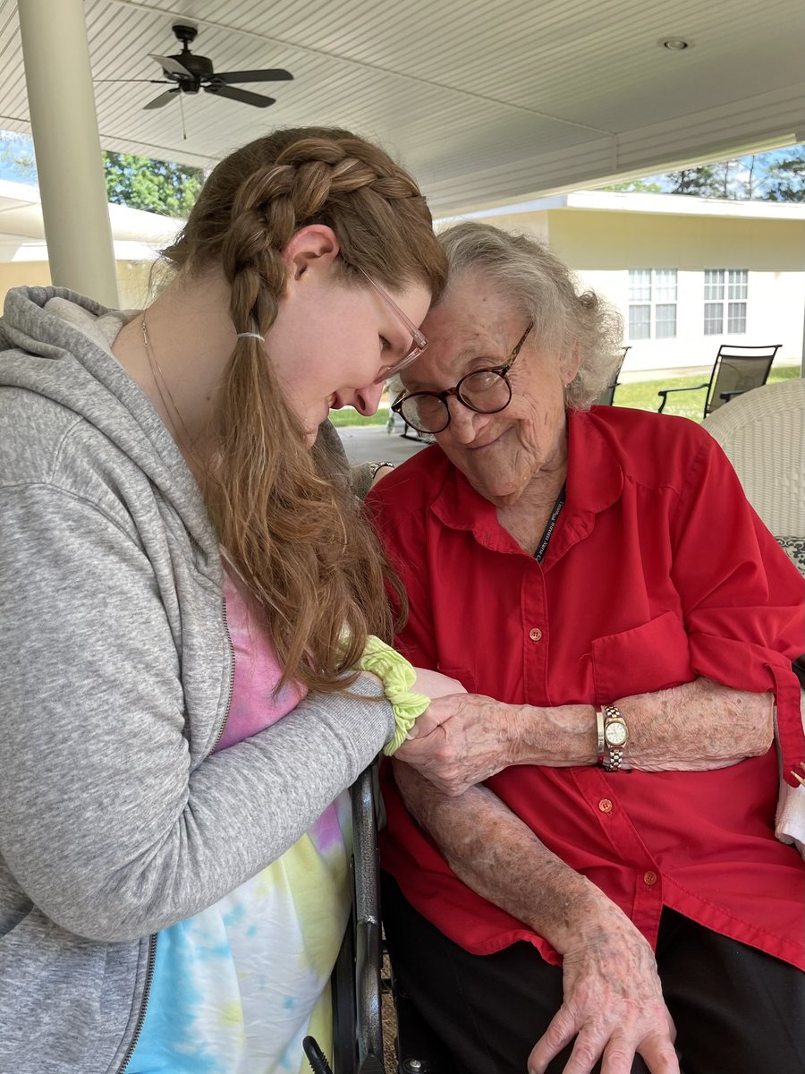 readheadreader's tweet image. My 99yo grandma has #Covid as does her 97yo brother😣

If y’all could say a pray or send good vibes her way, I would really appreciate it. I’m really scared for her. She didn’t sound good last night😢