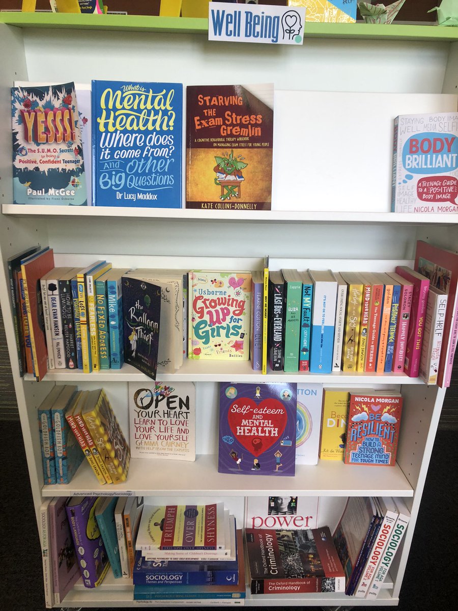 TeachTibbs's tweet photo. @SpringwestA The house points are already adding up in the library! Don’t forget to add a token for every read and returned book 📚 😀 https://t.co/3BkuaNZFvn