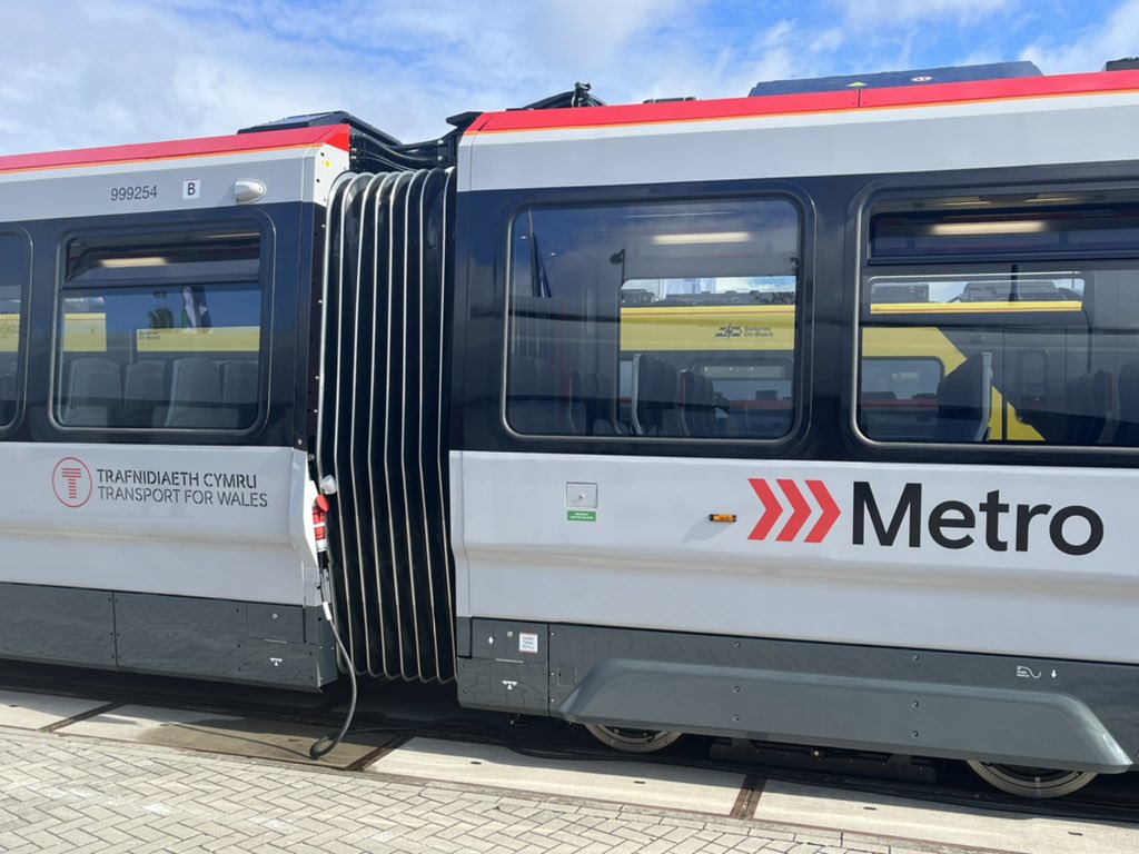 TodaysRailways's tweet photo. Great to be back at the @InnoTrans trade show in Berlin today with three British trains on display. First up is Stadler Citylink bi-mode tram-train 398004 for @tfwrail for the Cardiff Valleys. Three are already at RIDC for testing. Service introduction is expected in 2024. https://t.co/ECOwFsMHox