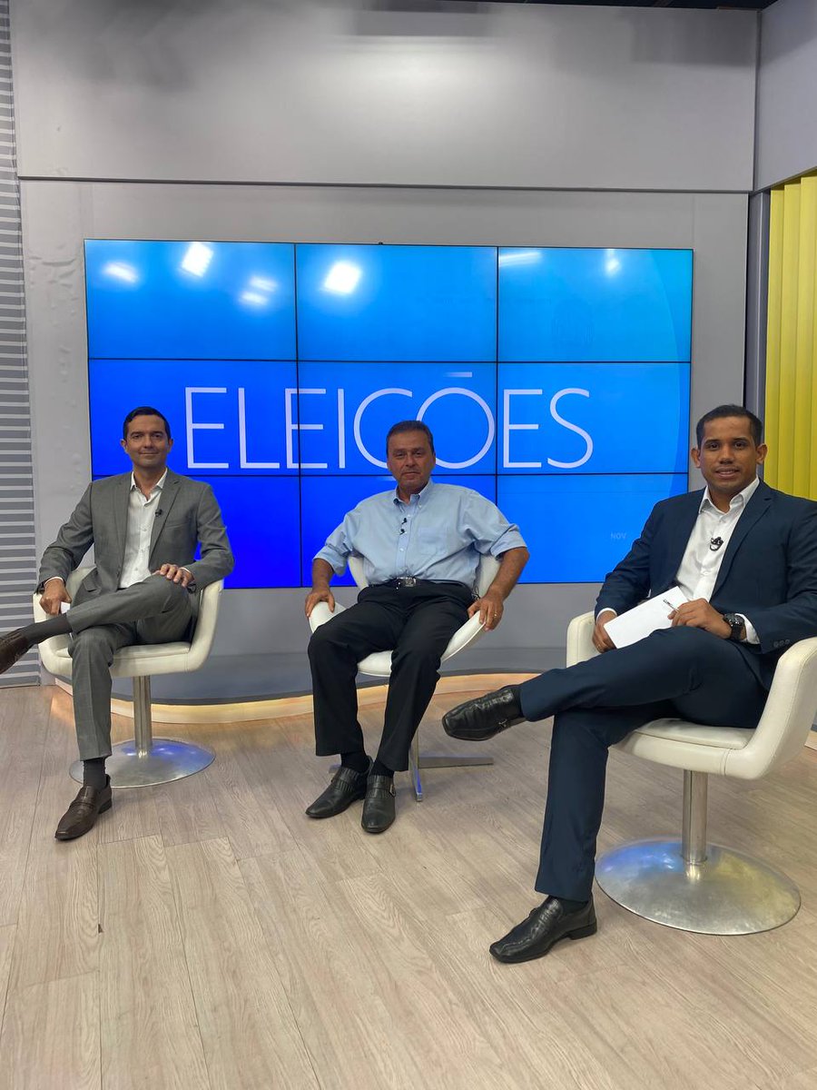 carlose55psd's tweet photo. Começamos a terça-feira participando da rodada de entrevistas com os candidatos ao Senado no Bom Dia RN! Gostaria de agradecer o convite a @intertvrn e aos jornalistas @ayrton_freire e @murilo.meireles por me receberem tão bem. Vamos à luta, vamos à vitória! ✅👊🏻 https://t.co/eilVW5pivv