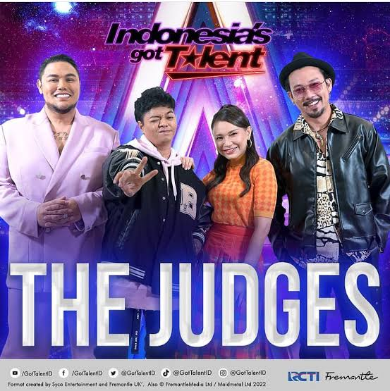 futuredwendy's tweet photo. Jujur-jujuran aja, menurutku, juri di Indonesia's got Talent kayak Reza Arap &amp; Rossa itu nggak ada gunanya. Denny Sumargo juga sama aja nggak ada gunanya.

Soalnya yang ada gunanya cuma Ivan Gunawan. https://t.co/YT8pYK4y8t