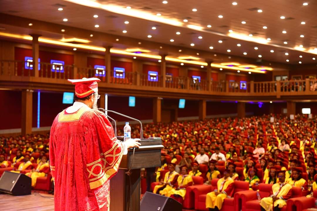ustm_A's tweet photo. 𝟴𝘁𝗵 𝗖𝗼𝗻𝘃𝗼𝗰𝗮𝘁𝗶𝗼𝗻 𝗼𝗳 𝗨𝗦𝗧𝗠

Shri Mahbubul Hoque Chancellor of USTM welcoming the Hon'ble Governor of Meghalaya, distinguished guests, successful students and all present on the occasion of #8thConvocation
#USTM https://t.co/h7tvKfQfSx