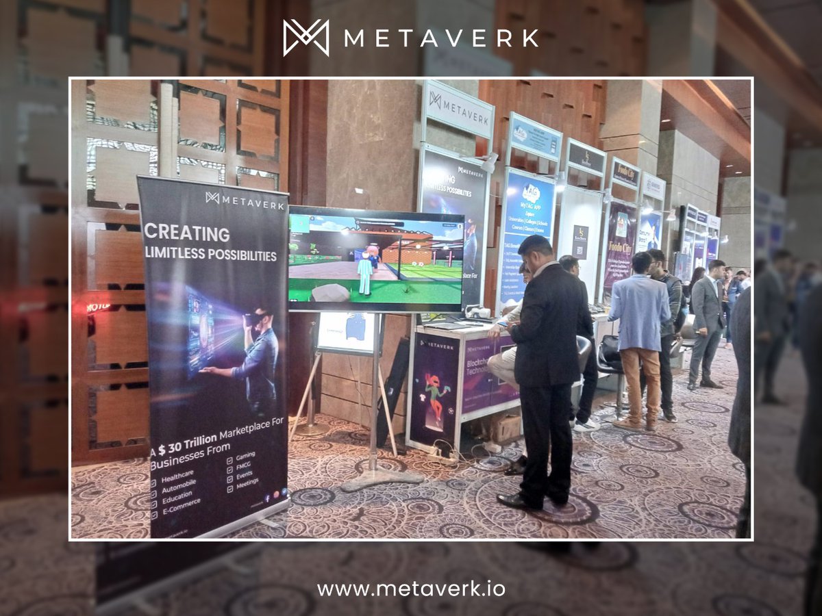 metaverk's tweet photo. And the day started at @EntrepreneurIND 

#Metaverk #Metaverse #Business #Blockchain #BlockchainTechnology #TuesdayVibe #VirtualReality #AugmentedReality #VR #AR #Entrepreneur #Entrepreneurship https://t.co/6AteE0iJCv