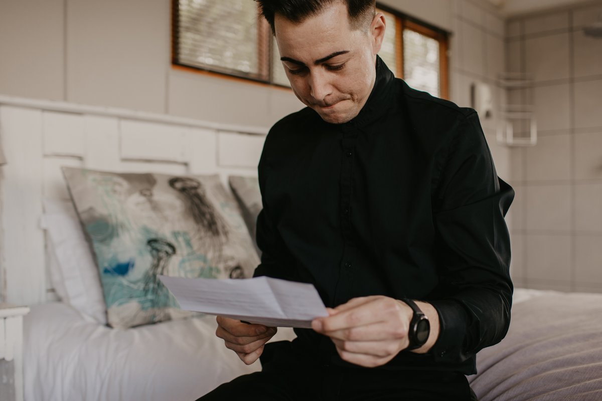 mooitroues's tweet photo. Jacob en Jaycee se plattelandse troue |  Fotograaf: Striped Fox Photography  |  Artikel Krediet op https://t.co/4owc8Z8aNk  #mooitroues #platteandsetroue #regtetroue #realwedding #weddingday #lgbtq+ https://t.co/yeEmmDCWIC