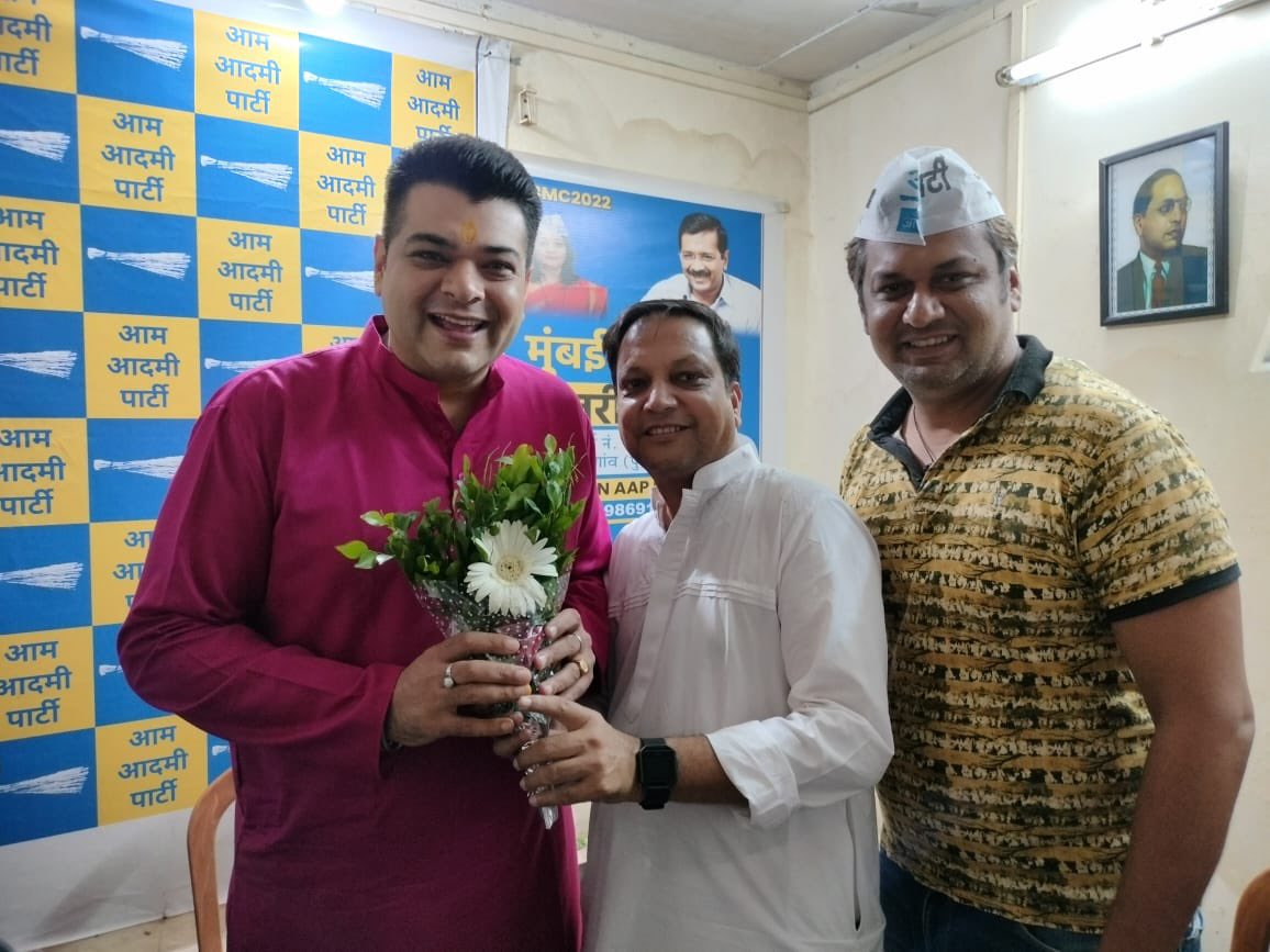 AnkushNarang_'s tweet photo. आप मुंबई वार्ड नंबर 57 के अध्यक्ष Mahendra Bhosale और उनके कार्यकर्ताओं के साथ संवाद किया https://t.co/kpgMWHIFrj