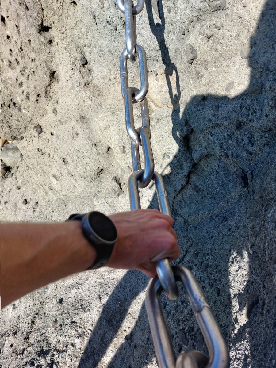 Hike1000miles's tweet photo. Elie chain walk, finally done it, been on my to do list for a few years π
#getoffthechair #outdoors #adventure #nature #travel #landscapes #photography #sea #views #elieChainWalk #chain #walk #hike #Scotland #coast #coastal #todo #sport #BUCKETLIST #justdoit #thinkersVSdoers https://t.co/dNjKjHhkEW