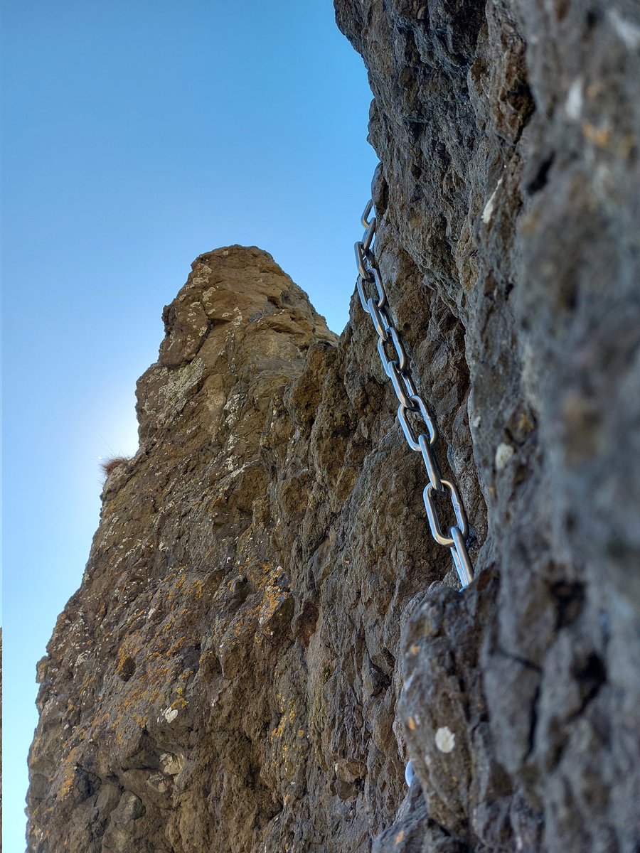 Hike1000miles's tweet photo. Elie chain walk, finally done it, been on my to do list for a few years π
#getoffthechair #outdoors #adventure #nature #travel #landscapes #photography #sea #views #elieChainWalk #chain #walk #hike #Scotland #coast #coastal #todo #sport #BUCKETLIST #justdoit #thinkersVSdoers https://t.co/dNjKjHhkEW