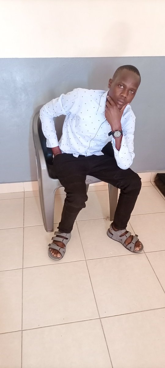 jimo_ochen's tweet image. Hello my family I love you all