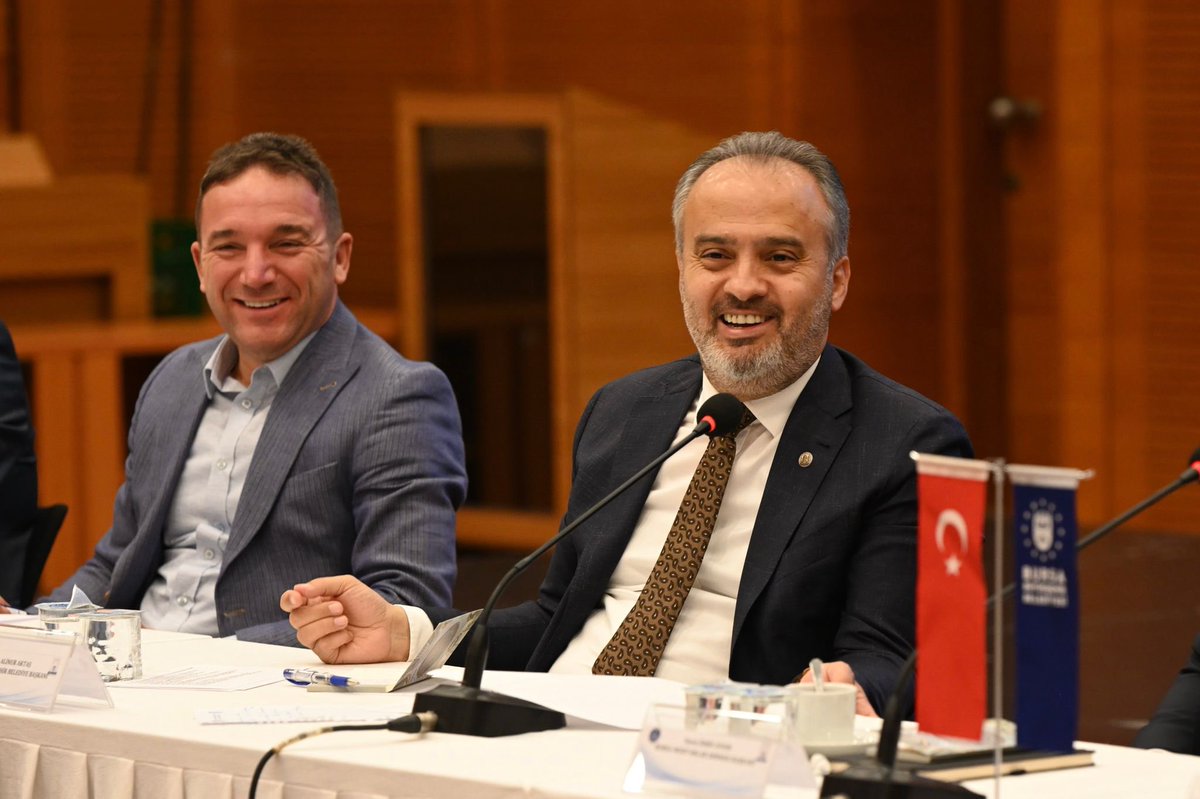 Alinur Aktaş