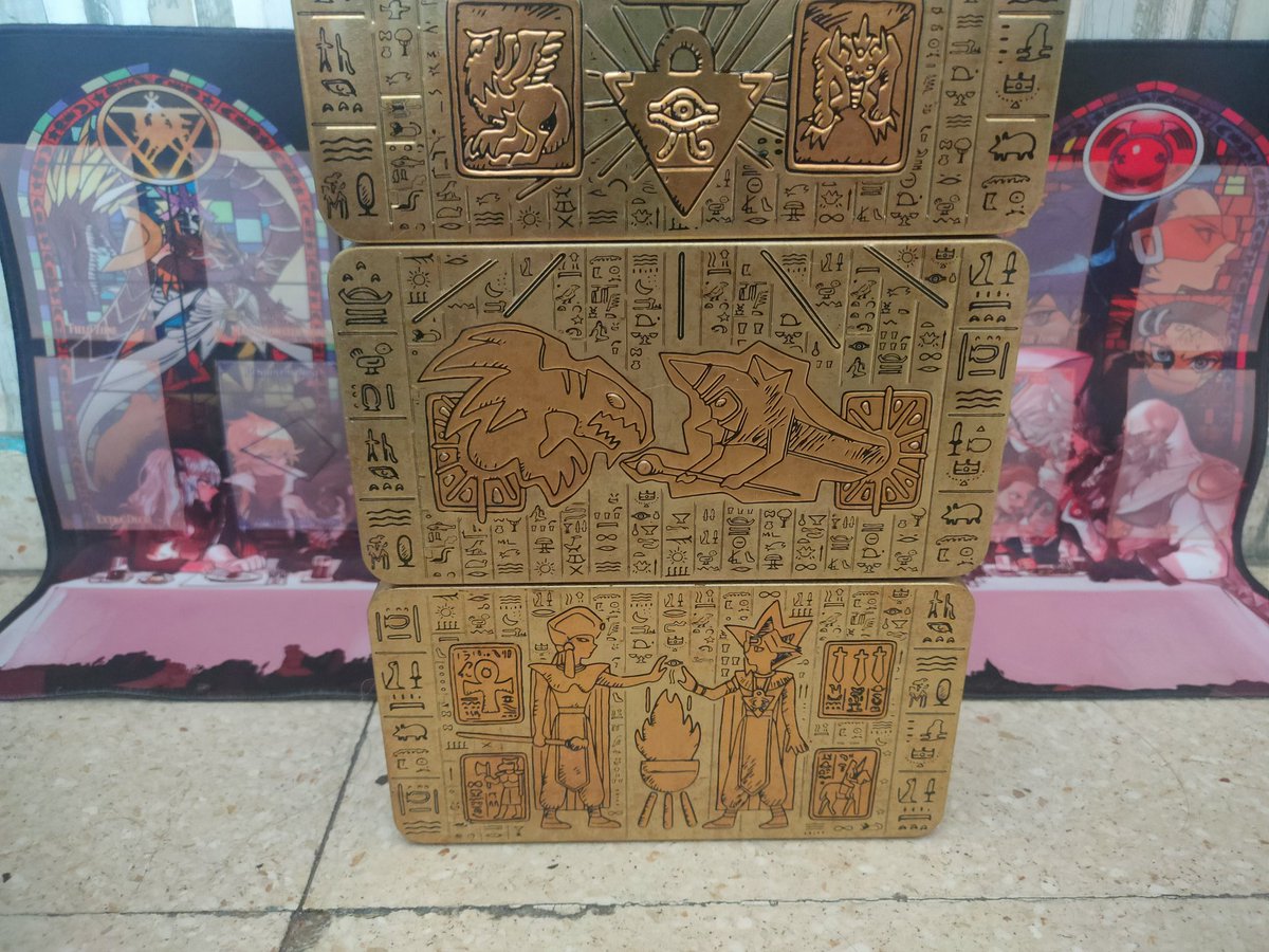 YT_Rookie_Play's tweet photo. 3 largos años hasta poder completar esta torre, se hizo largo este camino la verdad.
¿Que les parece?
¿Les gustaría que Konami sacase más latas de este estilo o las otras inspiradas en personajes?
#yugioh #megatin #megatin2022 #YuGiOhCollectors #yugitin #YuGiOhCollections https://t.co/Hx7o6QaoBA