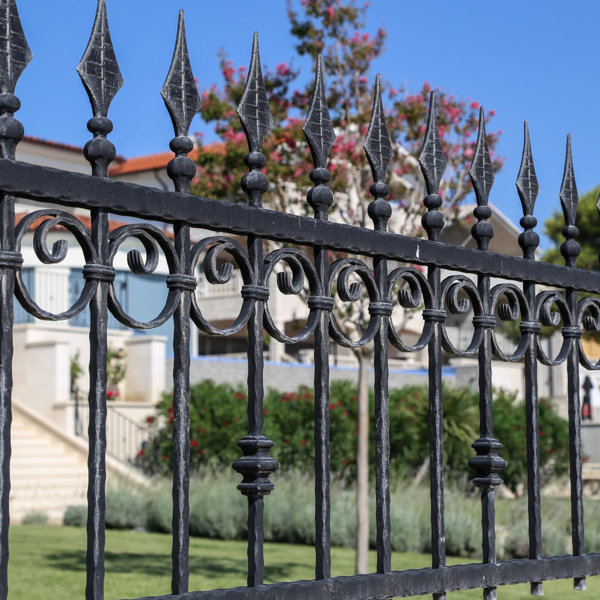 TonyLe49997041's tweet image. Horizontal Fence Ideas: 10 Brilliant Look You Must Know  #horizontelfence #fenceideas #deckidea #wooddeck