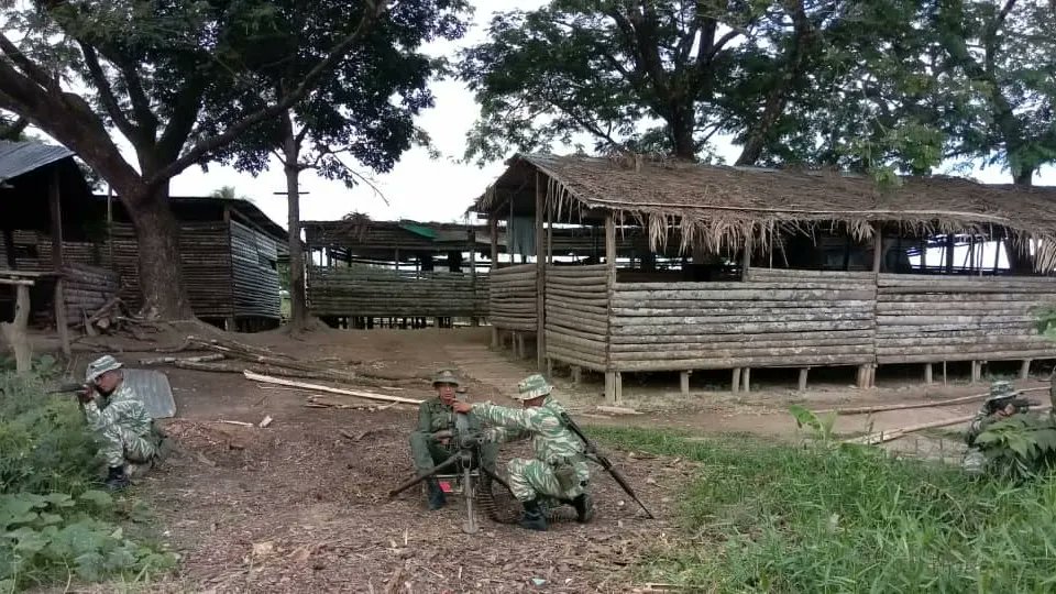 Milicia_ve's tweet photo. #Noticias  📍 El Comando de Milicia de la REGIÓN Guayana, sus Unidades Especiales reciben adiestramiento constante; en diferentes materias a fin de actuar conjuntamente a la #FANB en los planes de Defensa de Instalaciones. ¡Apure es nuestro! https://t.co/3X9AgmvQcL