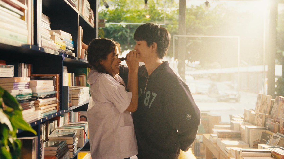 ZappQuote's tweet image. คัมแบคแล้วกับเพลงใหม่ "นอมูๆโชวาแฮโย"

แม่ก็คือทำ MV สนองฟีลเว่อ ดูออกเลยนะคะ อ่ะกดไปดูความหล่อแบบตะโกนของนิว ชยภัค กันตรงนี้ &amp;gt;&amp;gt; youtube.com/watch?v=Aau9u2…

#Babymild #NewChayapak #คำตอบที่ชอบกว่า #นอมูๆโชวาแฮโย