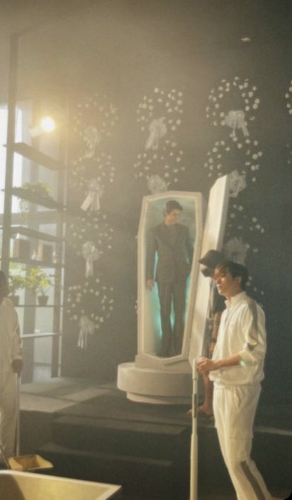 cenel1131's tweet photo. The long wait is over 😭 SaintSeng in one frame 😭😭😭... SaintSeng are winning today 😭😭😭😭

SAINT X SHOOTINGQ1
#เซ้นต์SusuxShootingQ1
#DeadisAllAround
#Saint_sup #MingEr
#Seng_wichai 
#SaintXSeng https://t.co/GuXRugNZVl