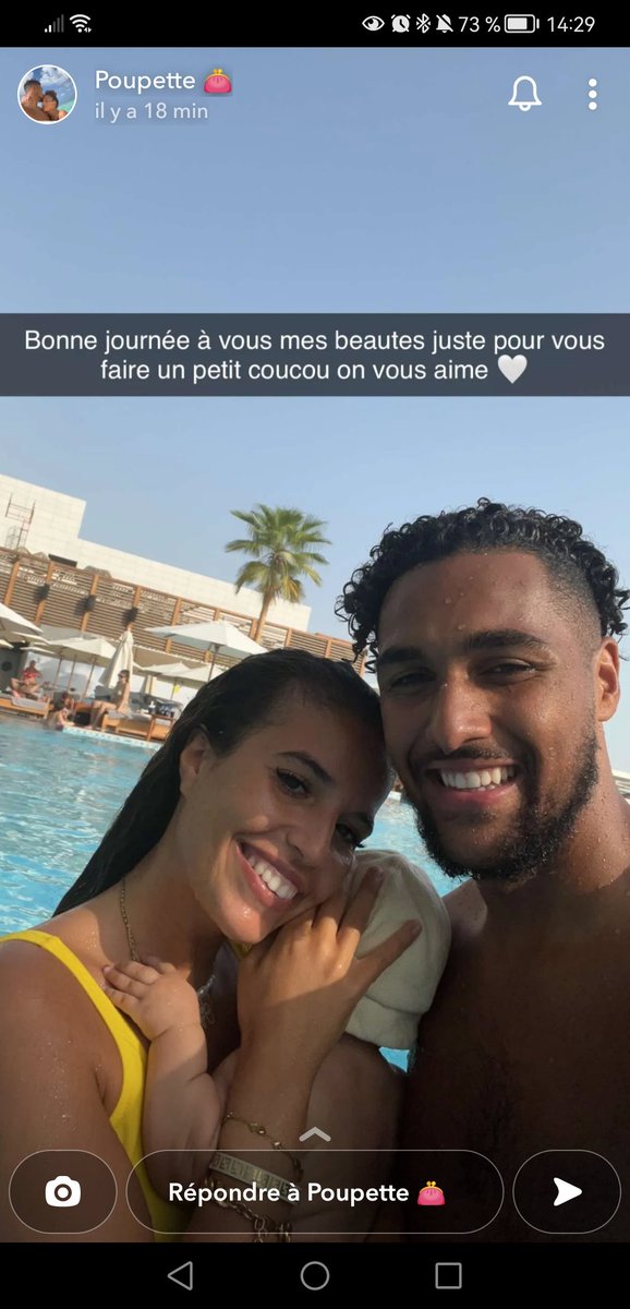 cecile158's tweet photo. Traduction : "bisous Linda" 
#poupettekenza https://t.co/DUTJ9Ts6l4