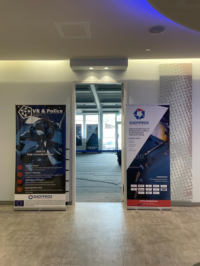 shotpros's tweet image. Get an impression of the Behörden Spiegel #symposium &quot;New Technologies for the Police&quot; where our partner @re_lion is demonstrating the #SHOTPROS #VirtualReality solution 👮💪 

#EUSecurityResearch #H2020 @USECON
