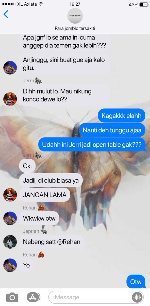 meluvmii_e's tweet photo. 10. Jgn suka ngegantung anak orang, Fari https://t.co/olbVPdxByb