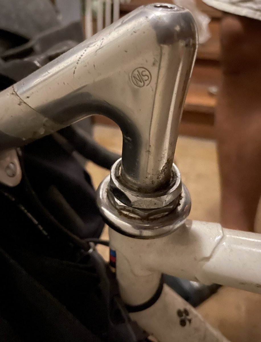 BerjualanS's tweet photo. @crmoson #fnfjb stem nitto jaguar 110 njs 500rb aja, kondisi ok cuma kotor, lokasi jakarta selatan, 0817728949 https://t.co/L3692S2Z0s